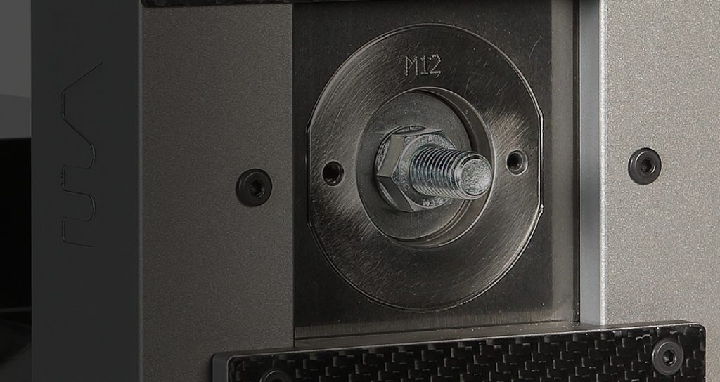 Vibrationmaster’s desktop fastener test benches fit into any lab environment due to their small footprint and quiet operation.